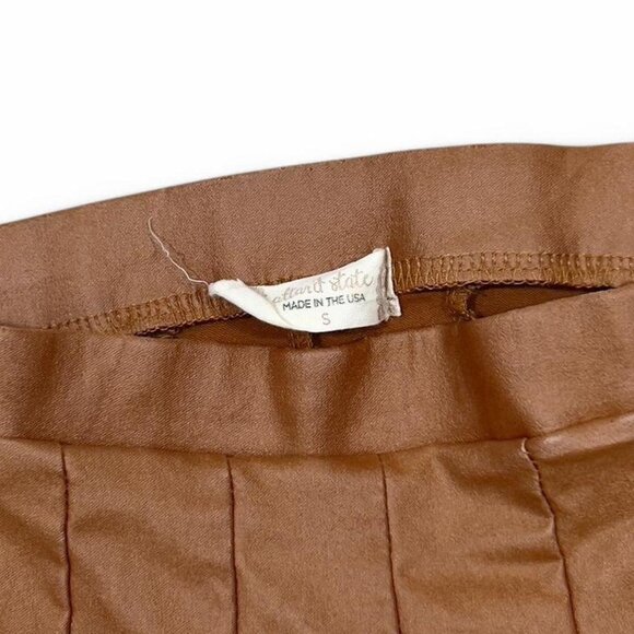 Altar’d State Brown Pleated Faux Leather Boho Mini Skirt Size S Made In USA‎ - Picture 2 of 4